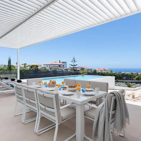 Karat Splendida Villa